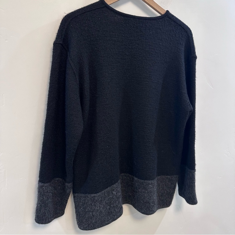 Peruvian Connection Black V-Neck Sweater 100%
Alpaca Knit Size s Women's - Picture 5 of 7